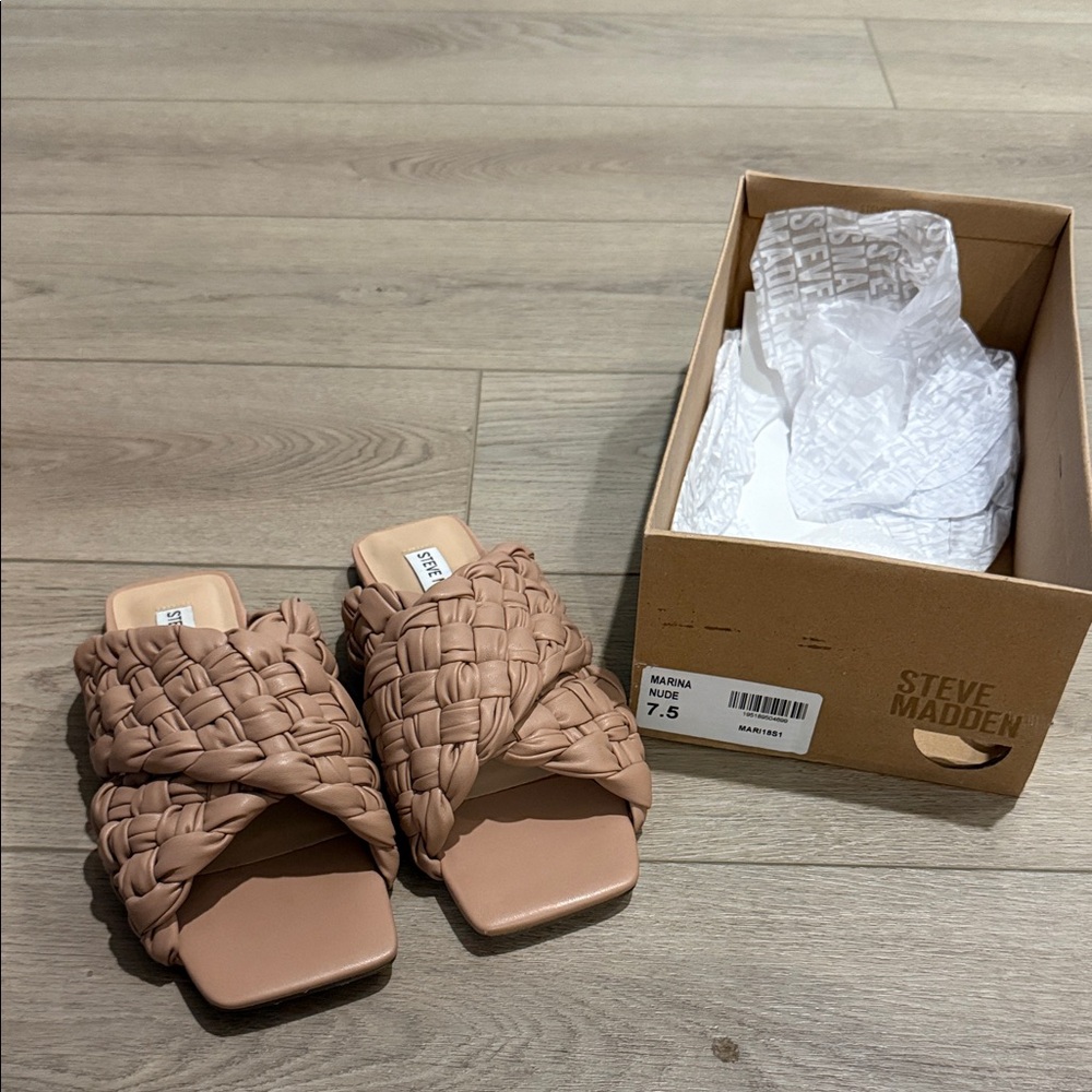 Steve Madden Marina